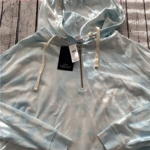 New Gap sweater sale